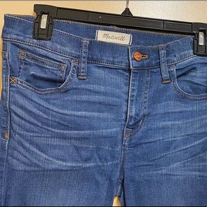 Madewell jeans. Roadtripper. Stretchy. Size 25.